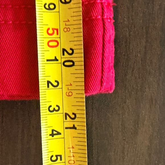 L.L.Bean Soft Denim Skirt, Cranberry, 100% Cotton, Size 4, Straight, Knee Length - Picture 6 of 6